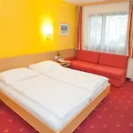 Hotel Zur Post Sankt Valentin