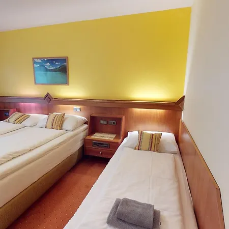 Hotel Zur Post 3*