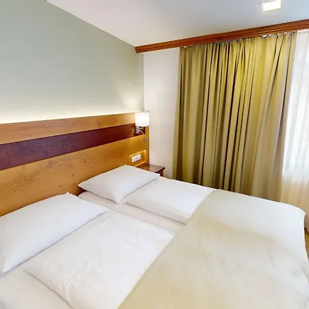 Zur Post Hotel Sankt Valentin